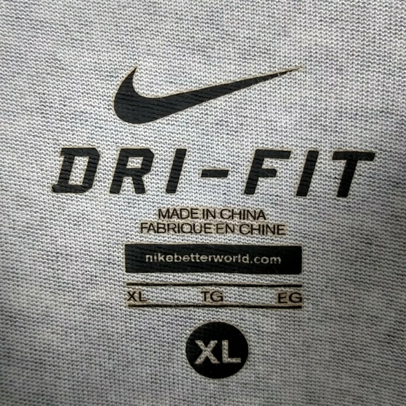 NIKE Dri-fit Tomboy Graphic Tank Top Tee - Picture 7 of 8